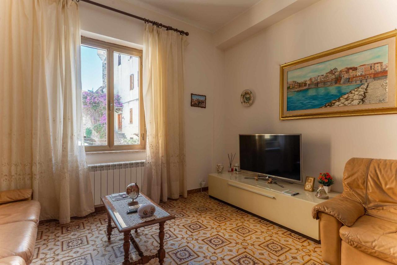 Granny S House Nettuno Villa Ngoại thất bức ảnh