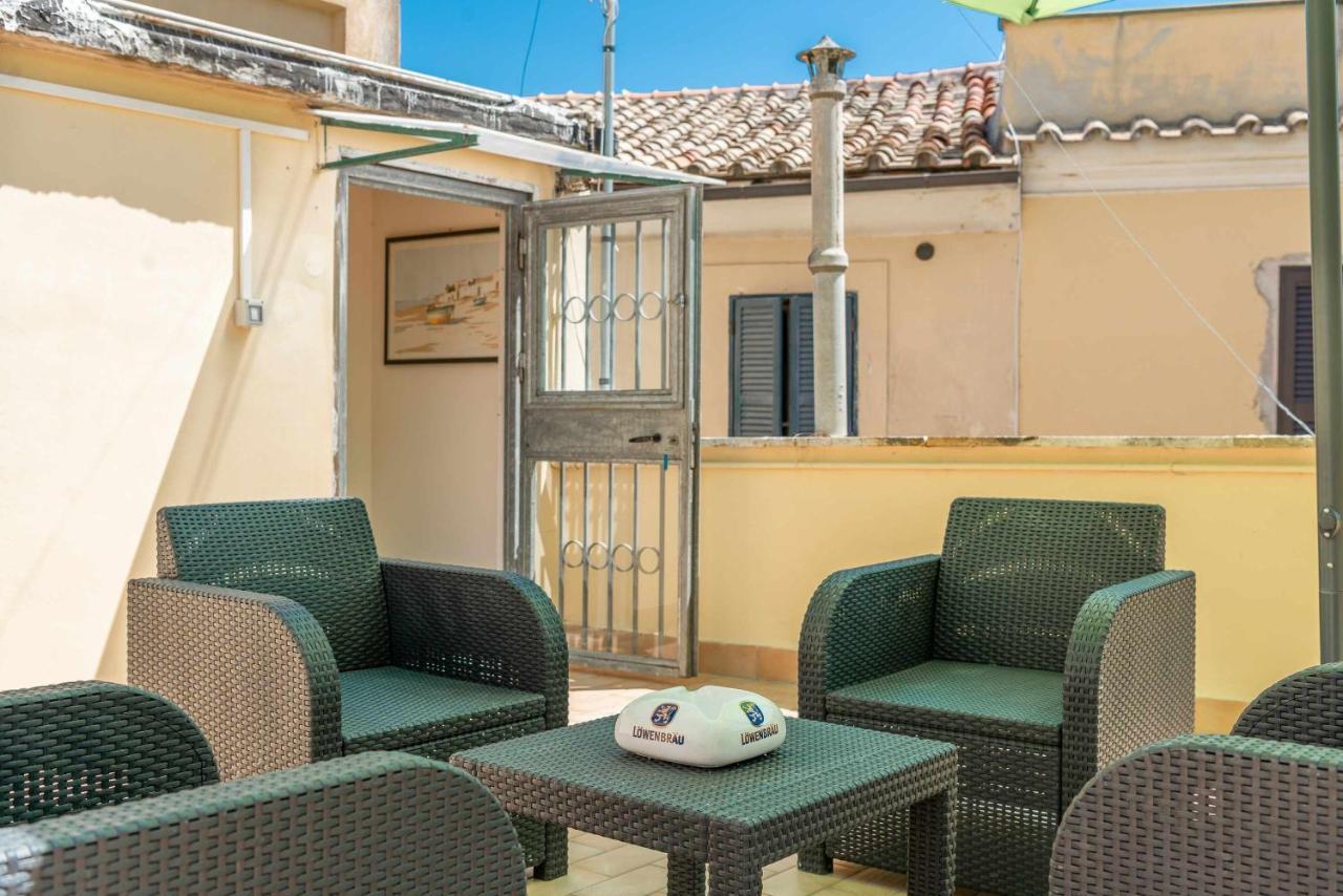Granny S House Nettuno Villa Ngoại thất bức ảnh